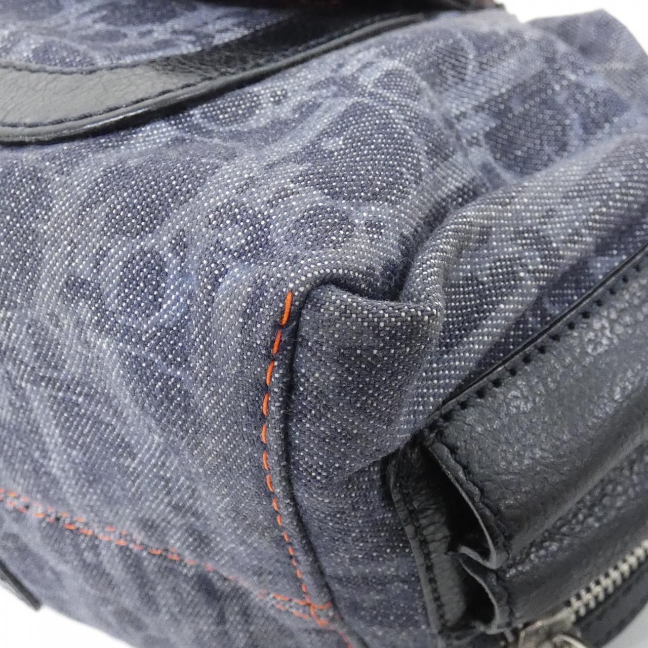 Dior Vintage Shoulder Bag — view 3