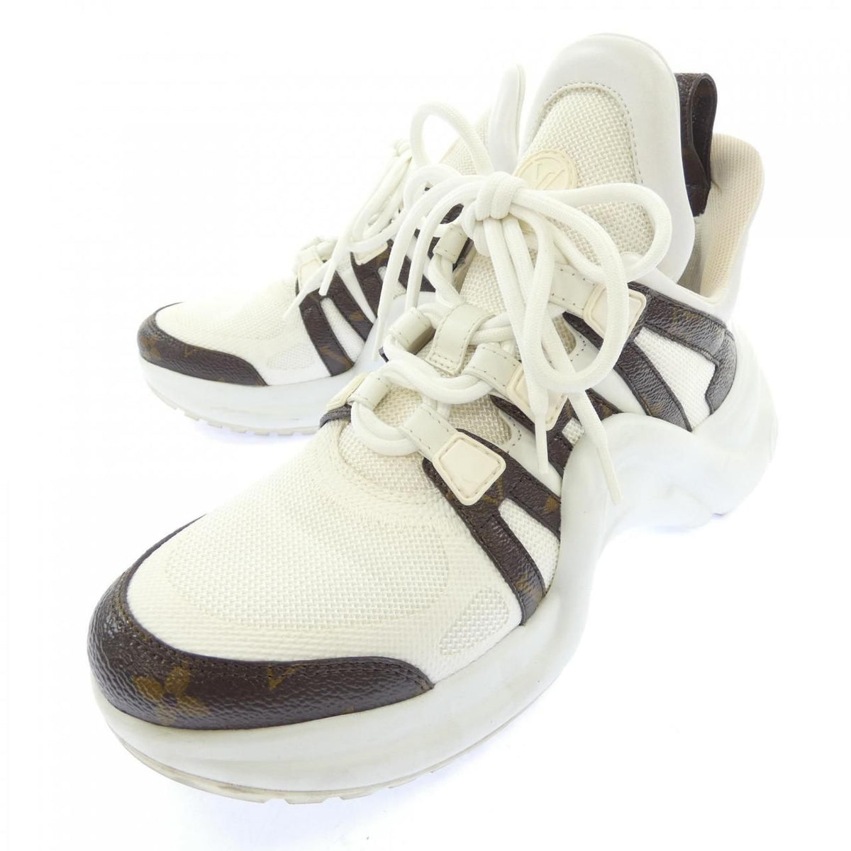 Louis Vuitton LV Archlight Line Sneakers — view 3