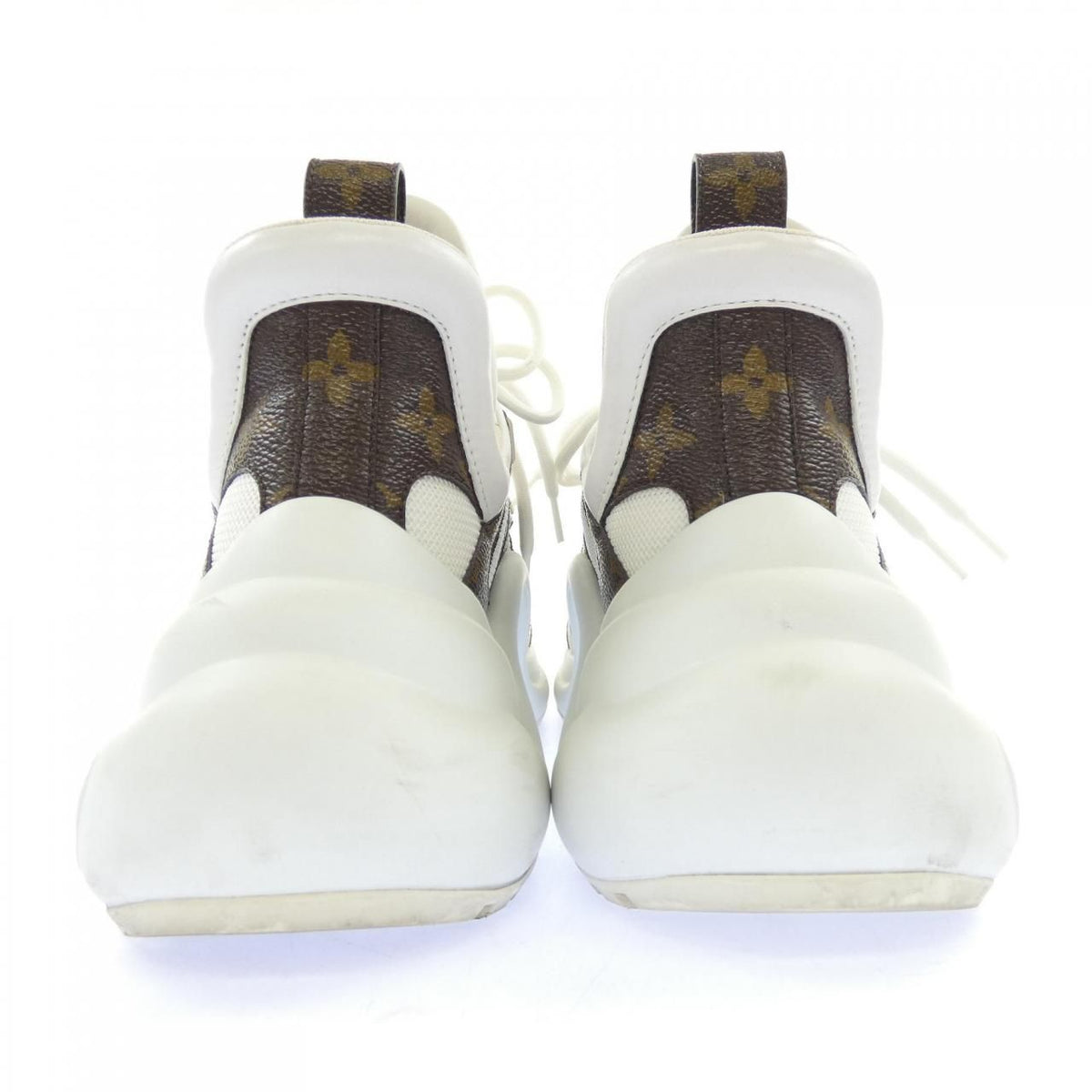 Louis Vuitton LV Archlight Line Sneakers — view 5