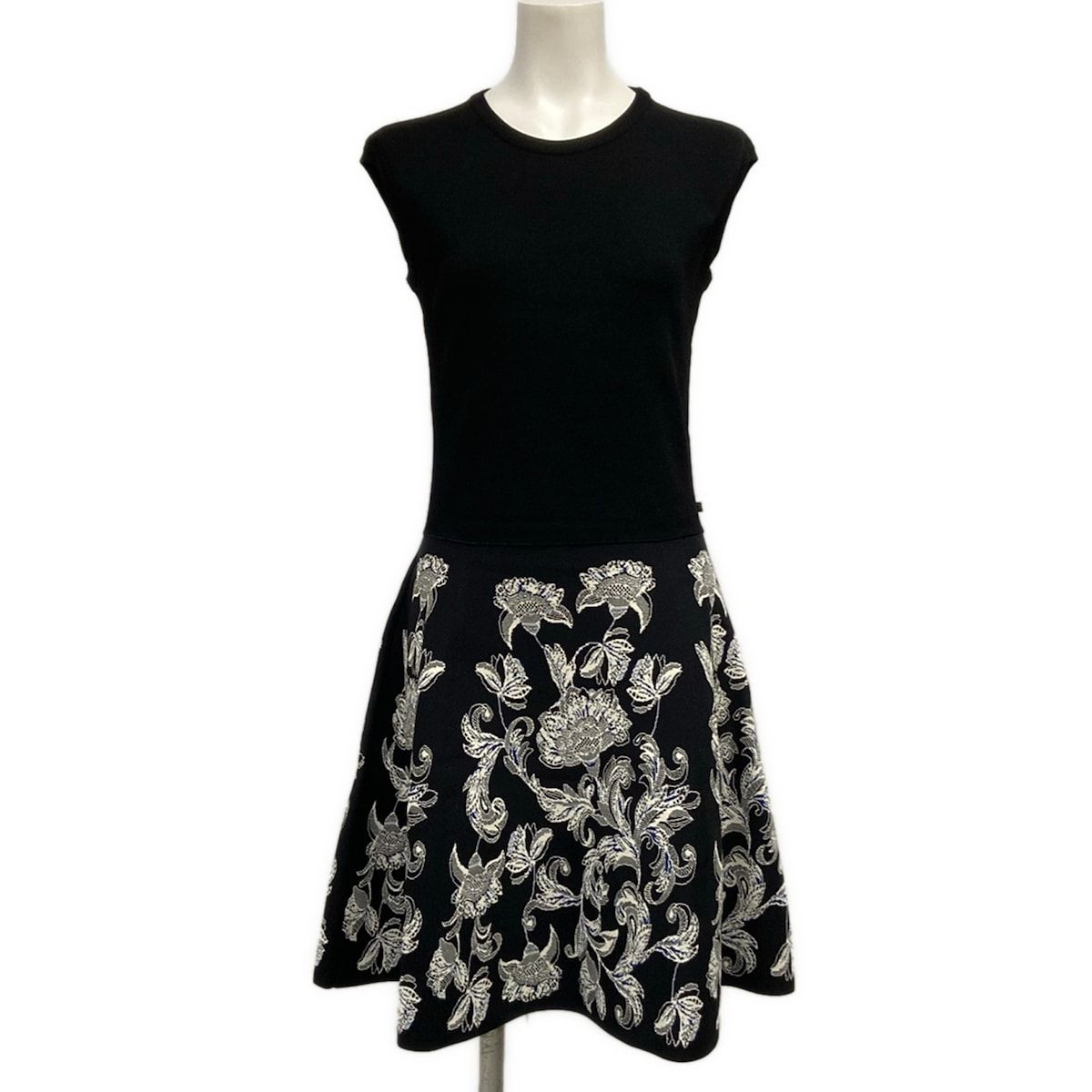 Louis Vuitton Dress Dlq Black White Navy Crew Neck Sleeveless Knee-length M