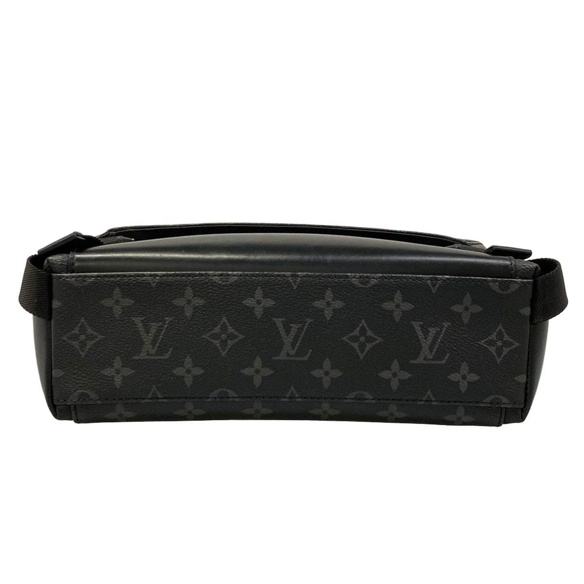 Louis Vuitton Shoulder Bag Monogram Eclipse Messenger Voyage PM — view 5