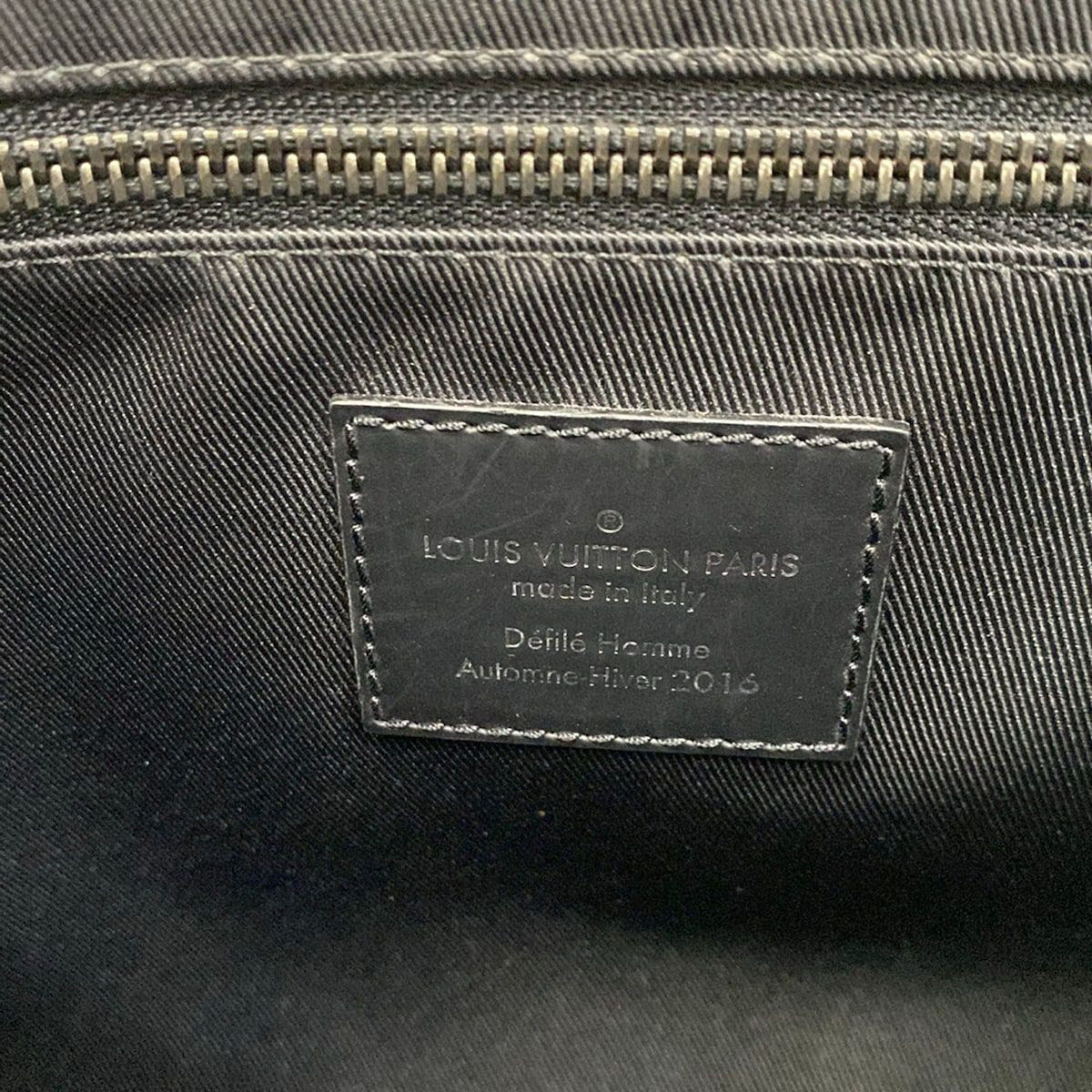 Louis Vuitton Shoulder Bag Monogram Eclipse Messenger Voyage PM — view 8