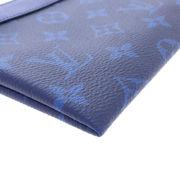 Louis Vuitton Taigarama Pochette Discovery PM Clutch — view 8