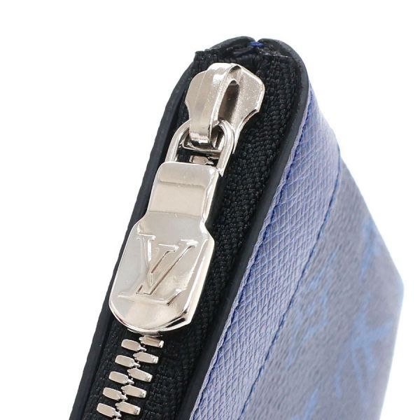 Louis Vuitton Taigarama Pochette Discovery PM Clutch — view 4