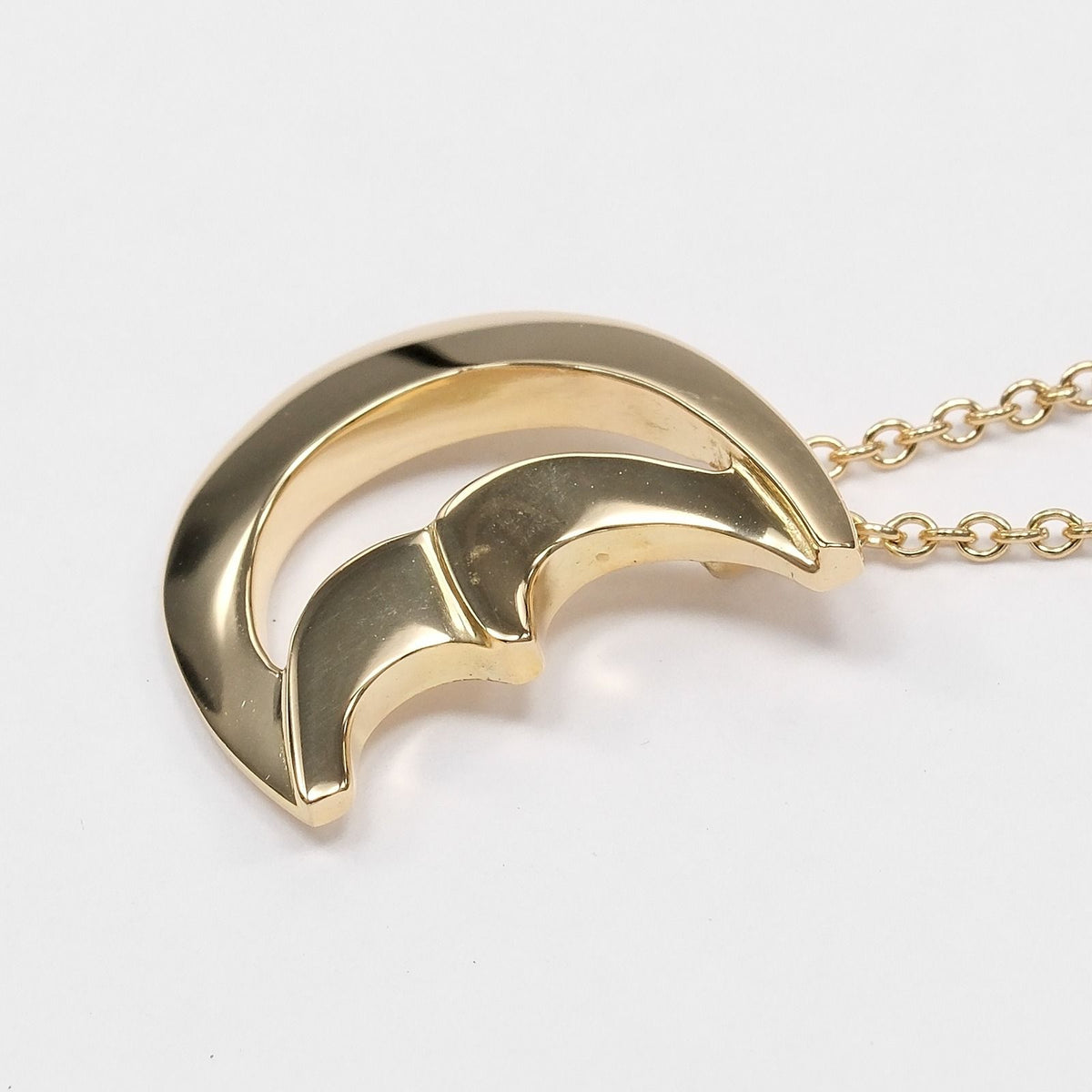 Tiffany & Co Crescent Moon 18k Yellow Gold Necklace — view 4
