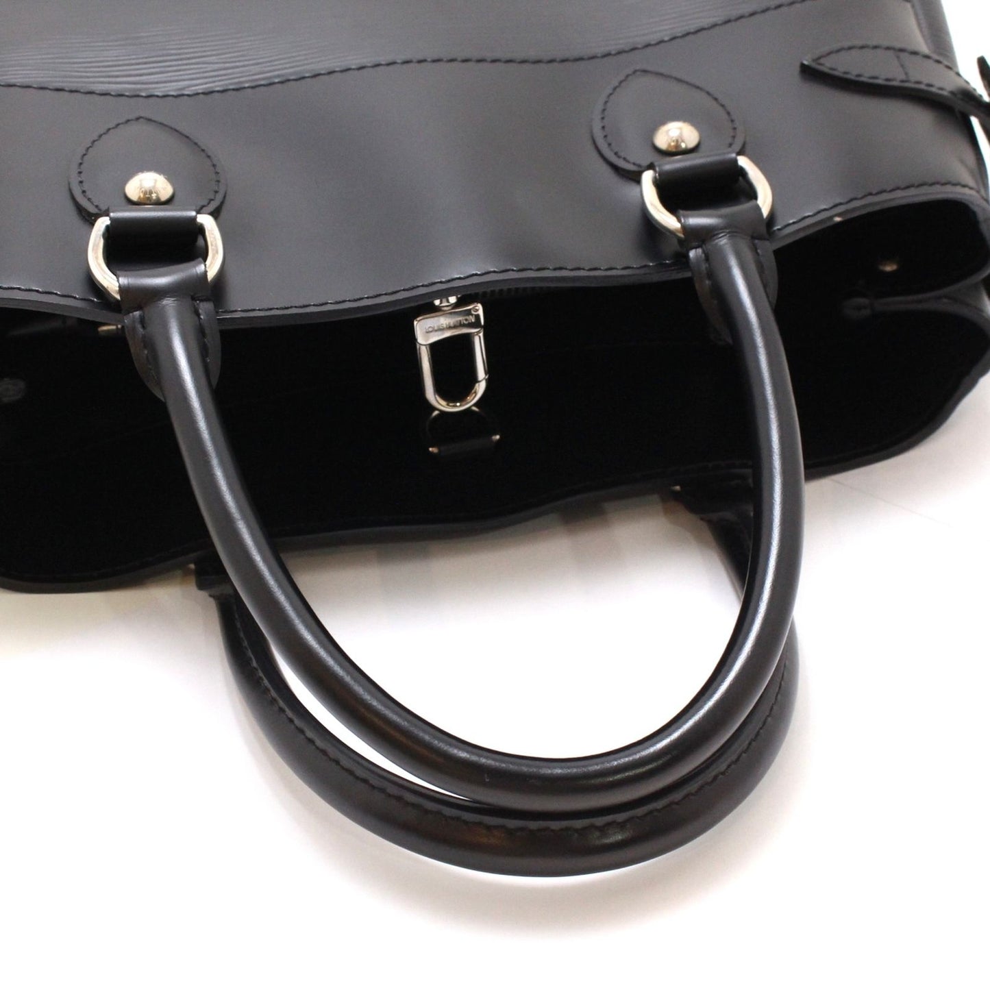Louis Vuitton Passy PM Handbag Epi Leather Noir — view 3