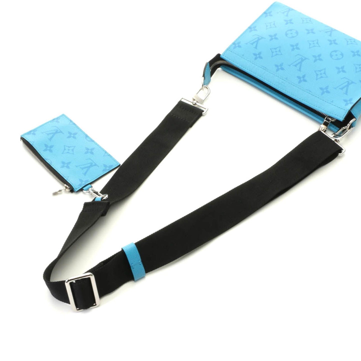 Louis Vuitton Gaston Wearable Wallet Taigarama Tropical Blue Shoulder Bag — view 4