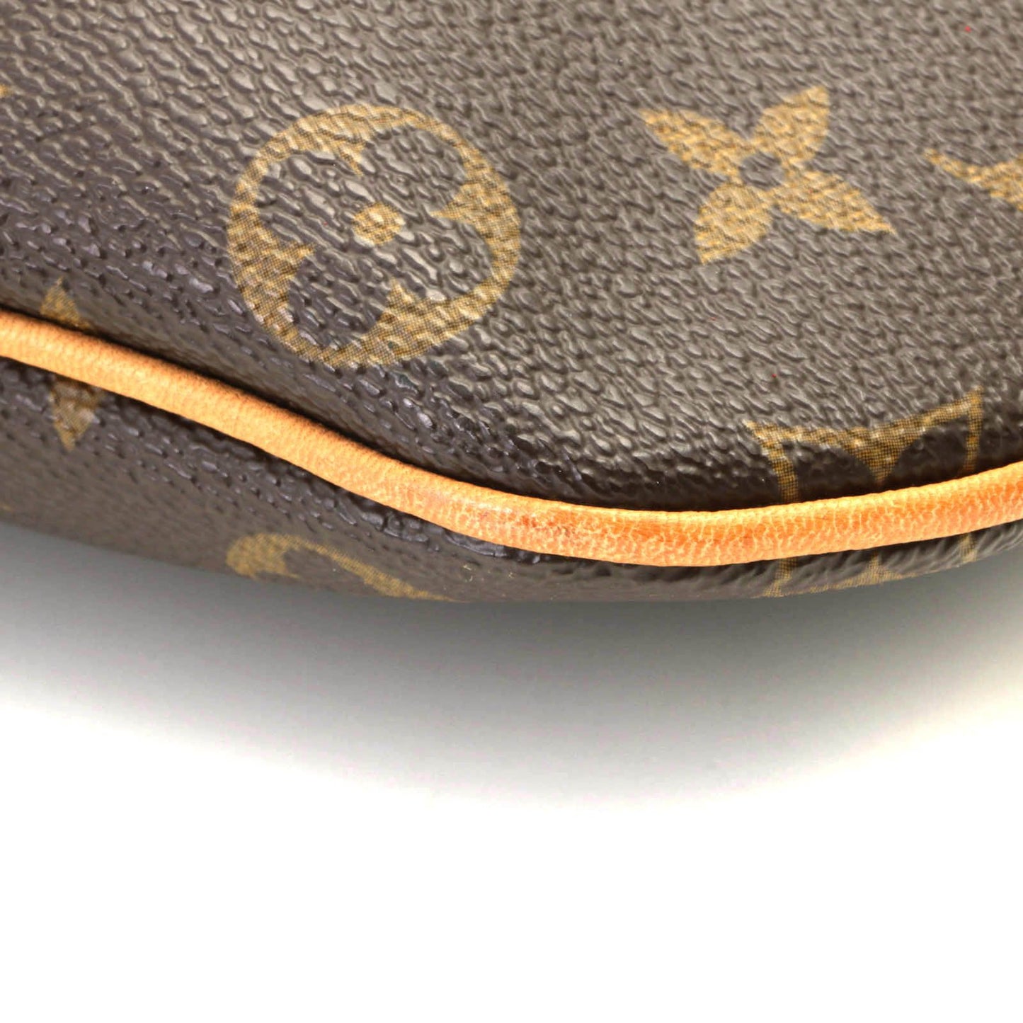 Louis Vuitton Pochette Bosphore Shoulder Bag Monogram Canvas Brown — view 7