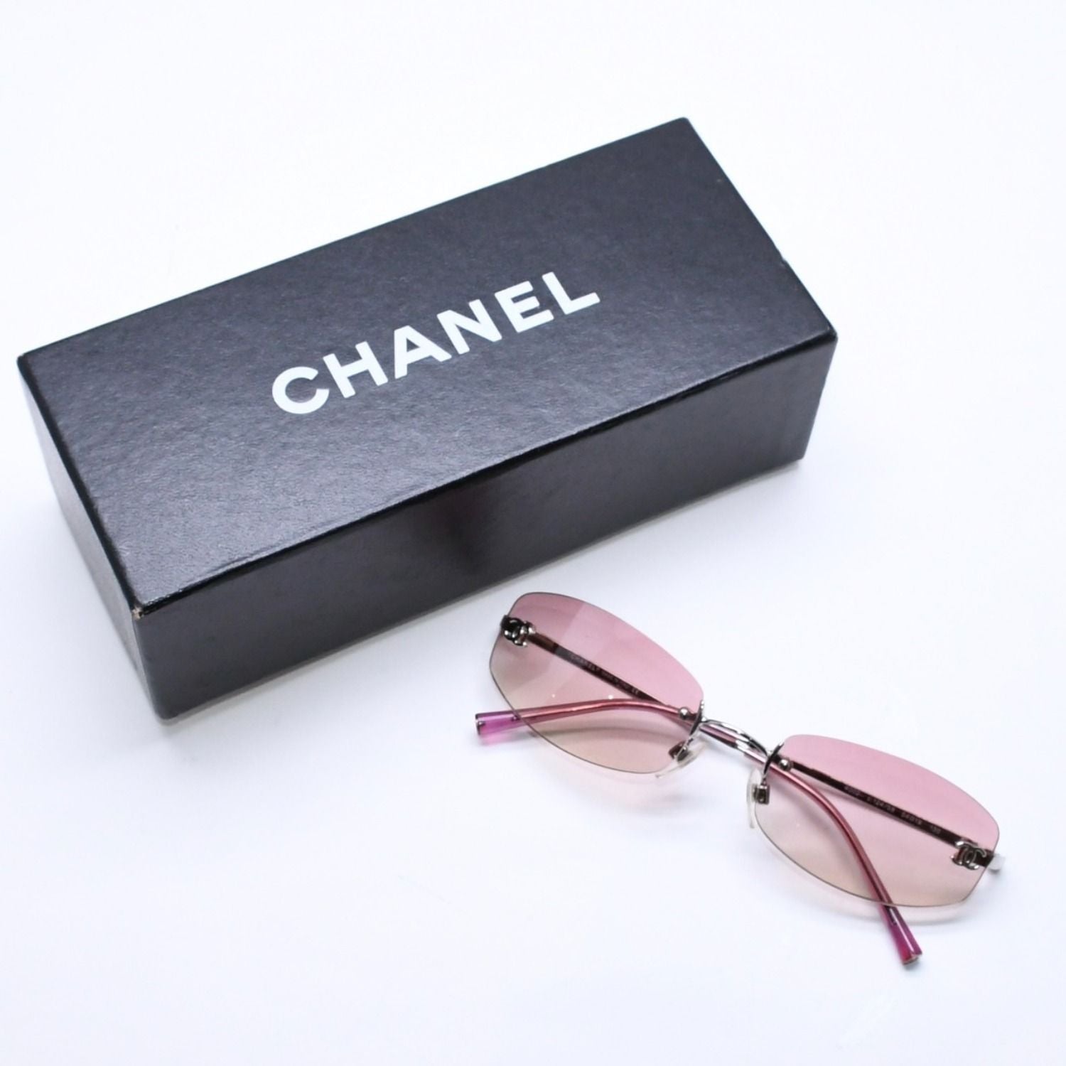 Chanel Rimless Sunglasses Eyewear CC Logo Pink Gradation