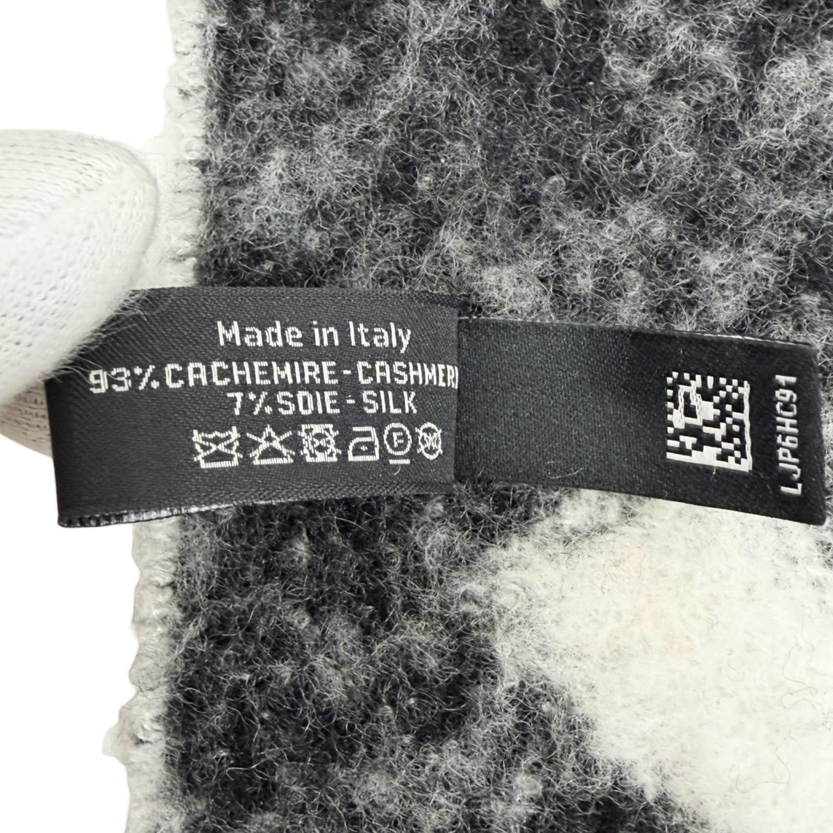 Chanel Cashmere Silk CC Logo Design Fringe Scarf White Black — view 7
