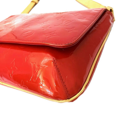 Louis Vuitton Thompson Street Vernis Shoulder Bag Patent Leather — view 8