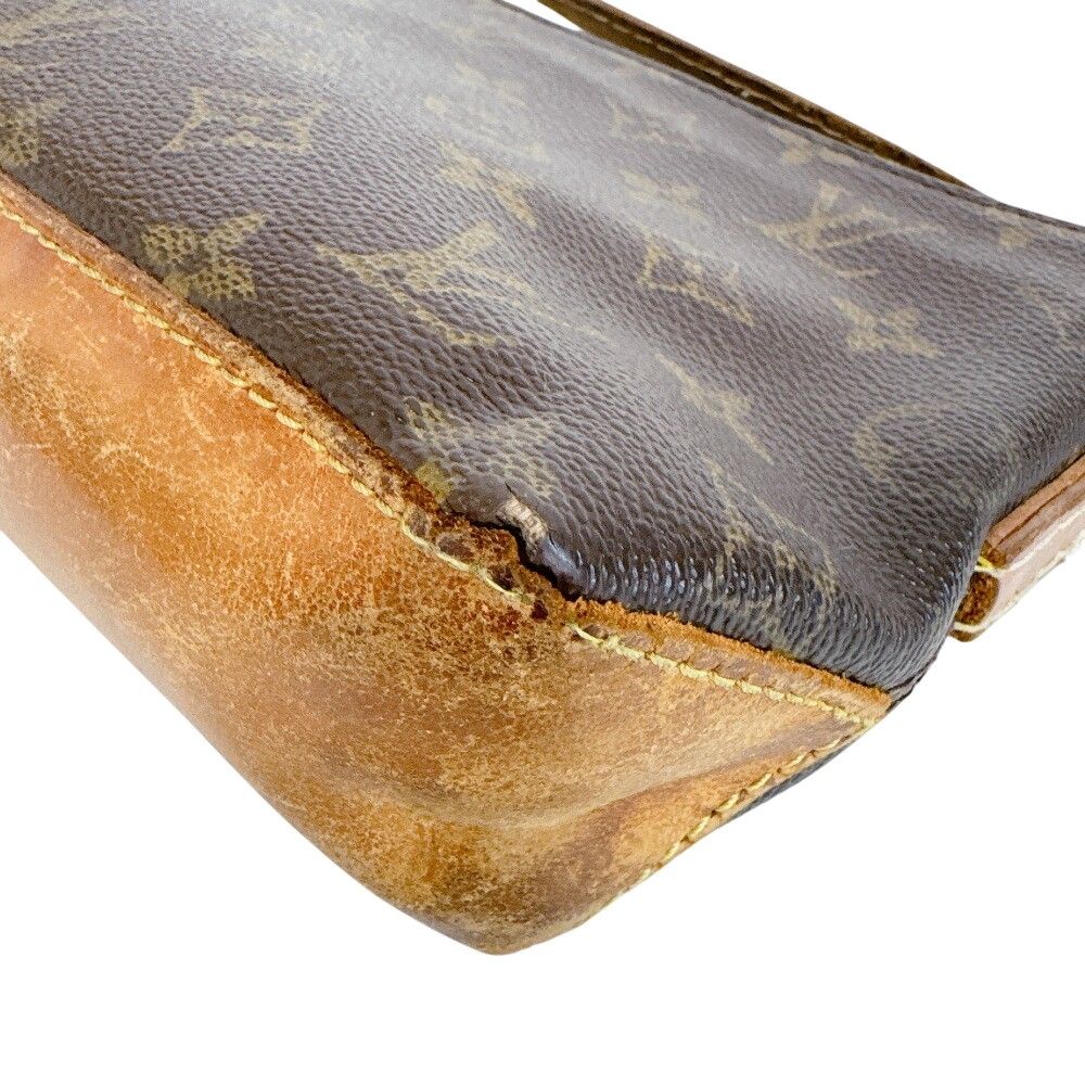 Louis Vuitton Trotteur Monogram Bag — view 5