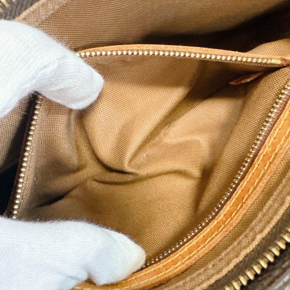 Louis Vuitton Trotteur Monogram Bag — view 8