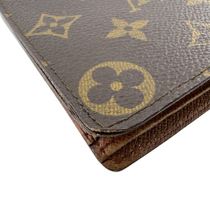 Louis Vuitton Bifold Wallet — view 4