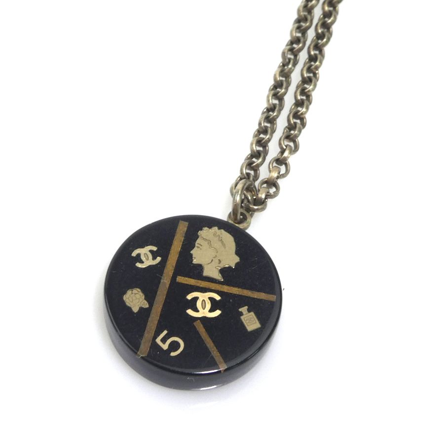 Chanel Necklace CC Logo — view 4