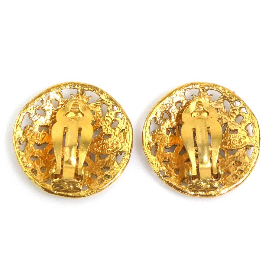 Chanel Earrings CC Logo — view 5