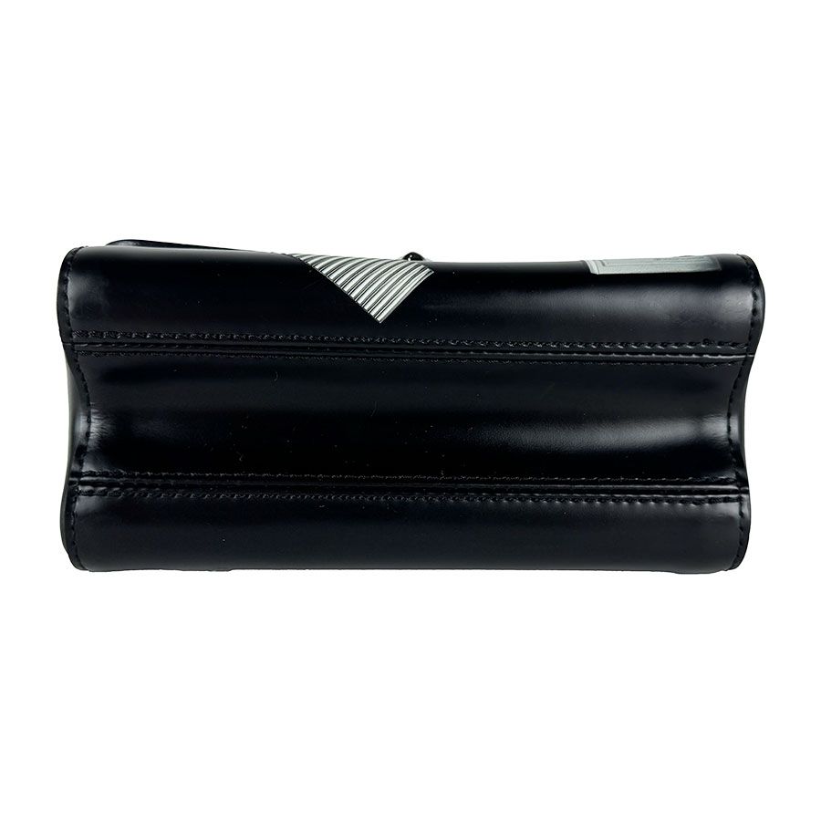 Louis Vuitton Shoulder Bag Twist PM — view 4