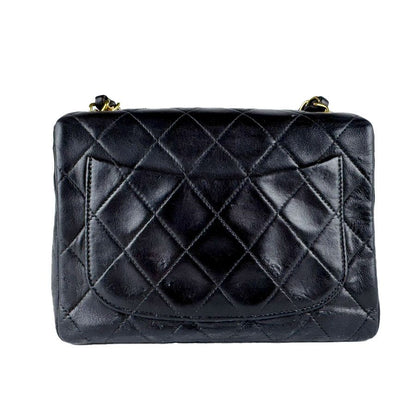 Chanel Shoulder Bag Quilted — view 3