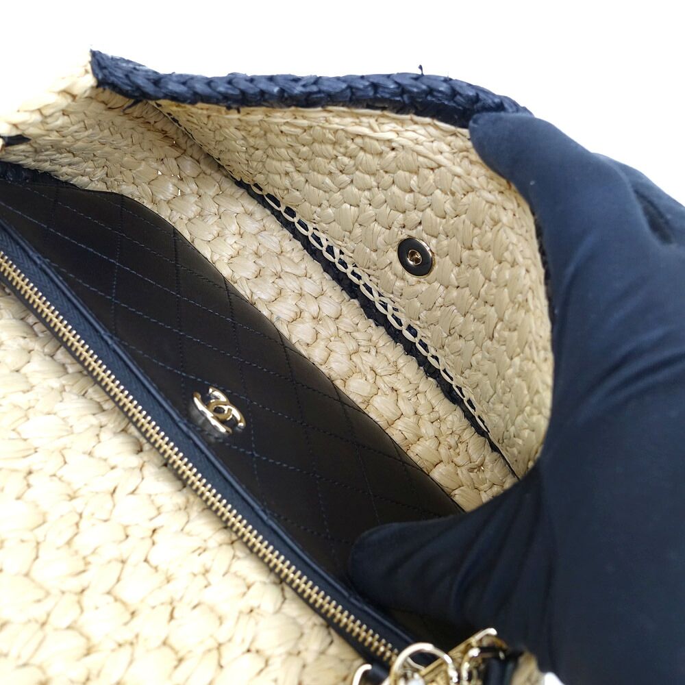 Chanel Chain Shoulder Bag Raffia Natural — view 7