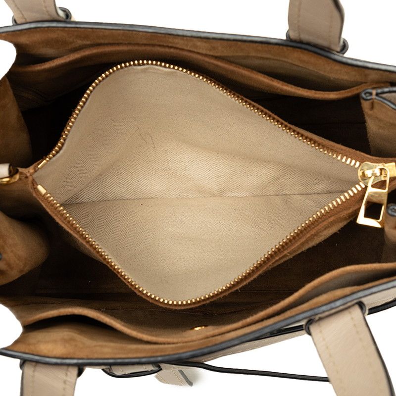 Loewe Anagram Gate 2-Way Shoulder Bag Beige Leather — view 4