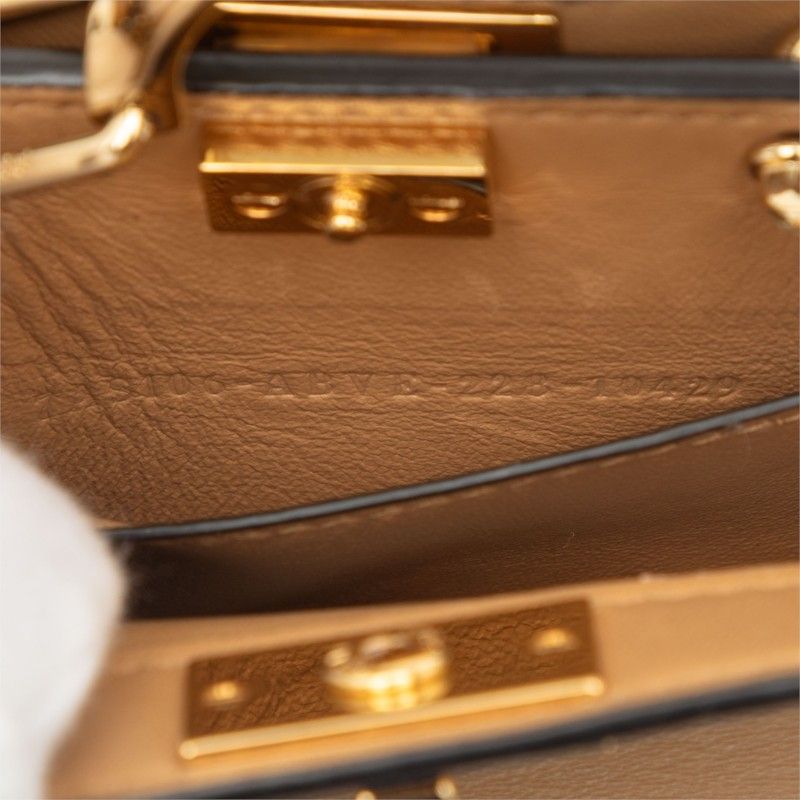 Fendi Peekaboo ISeeU Micro Shoulder Bag Beige — view 5