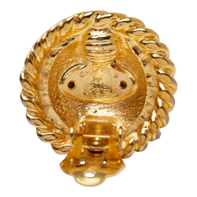 Chanel Quilted Earrings Gold Plated — view 4