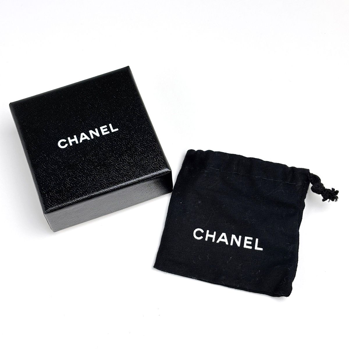 Chanel Earrings CC Logo Swing Faux Pearl Gold — view 6