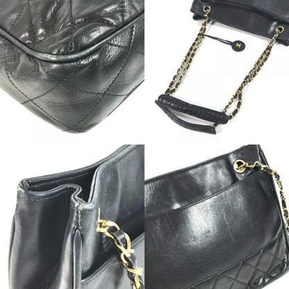 Chanel Shoulder Bag Quilted Leather Black — view 7