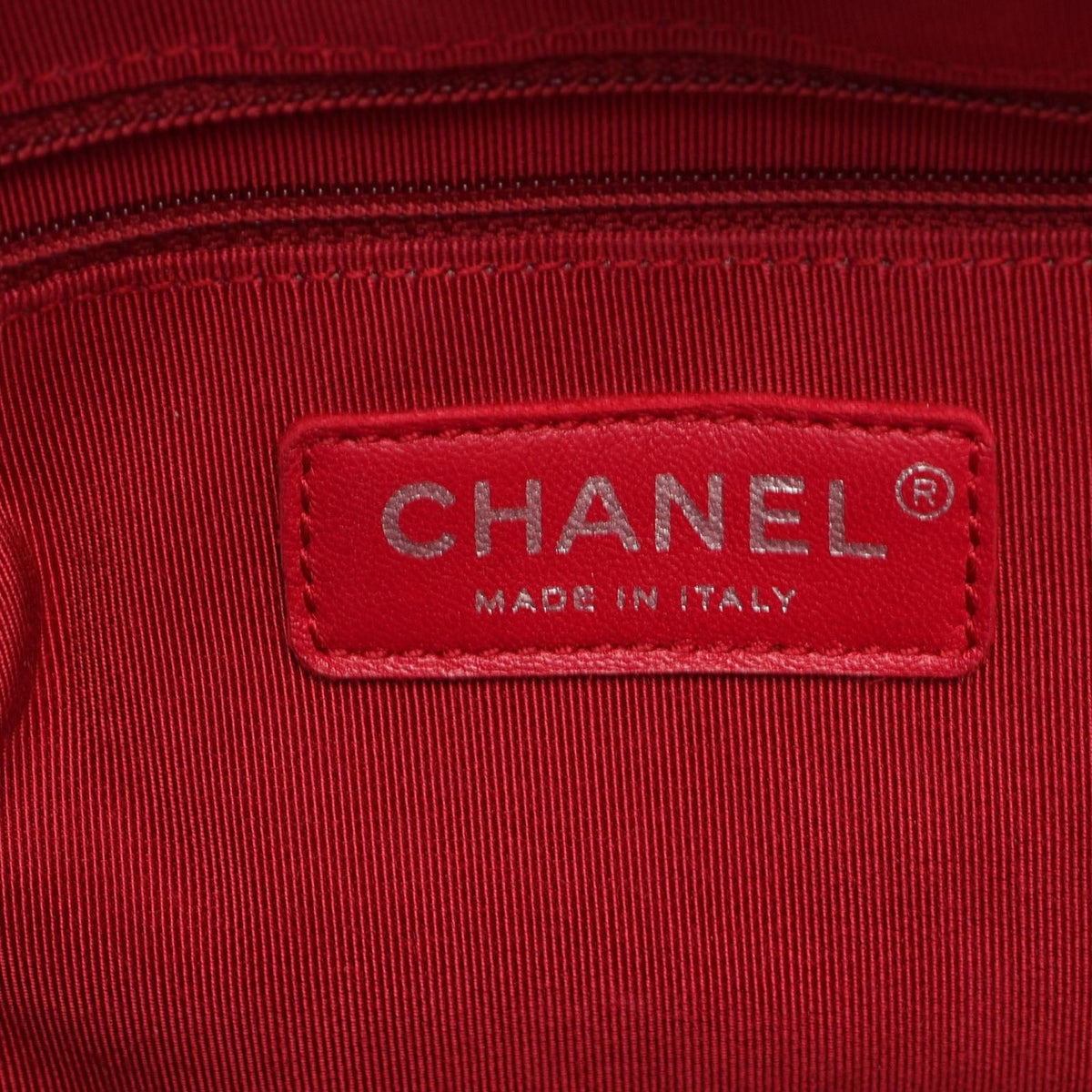 Chanel Shoulder Bag Gabrielle de Chanel Large Hobo Silver Leather Chain — view 4