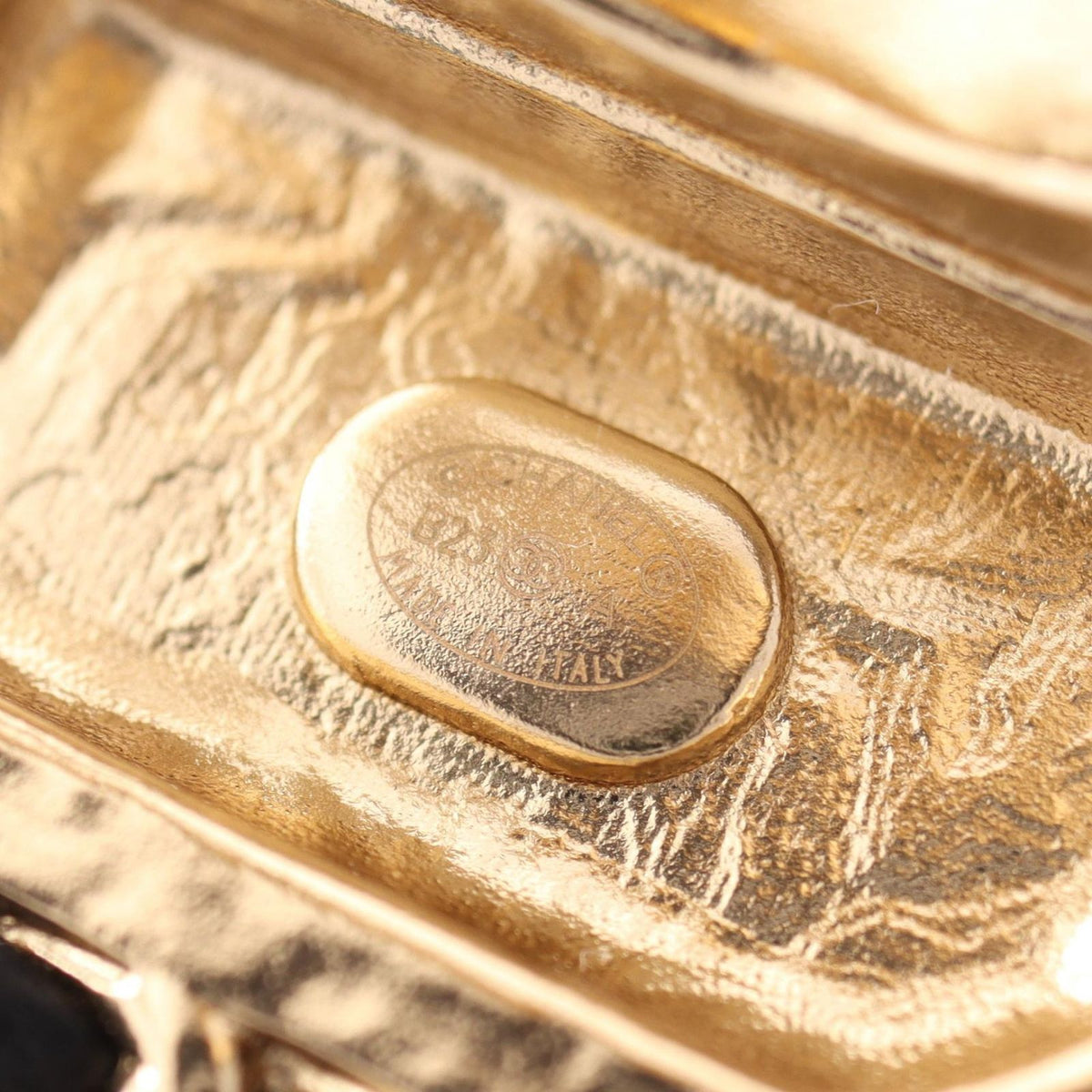 Chanel Ring Premiere Watch Motif Leather Design — view 4