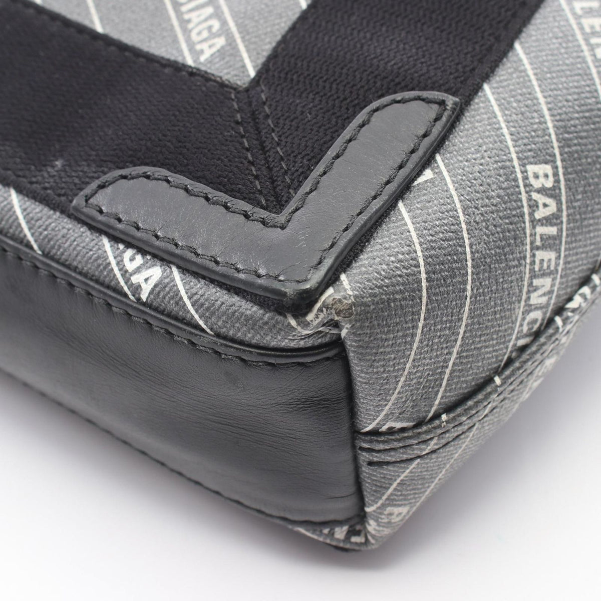 Balenciaga Handbag Navy Cabas XS Leather — view 7