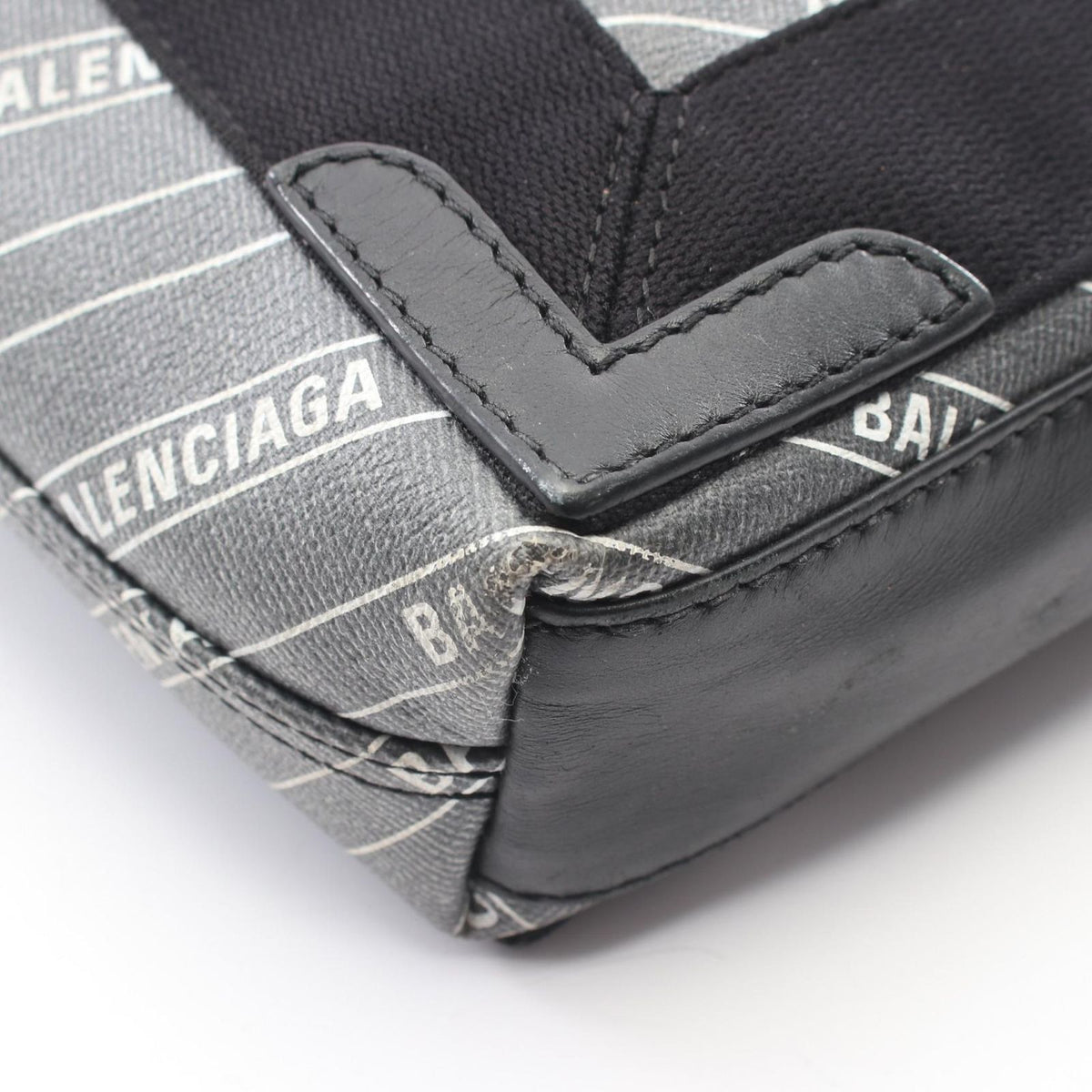 Balenciaga Handbag Navy Cabas XS Leather — view 6