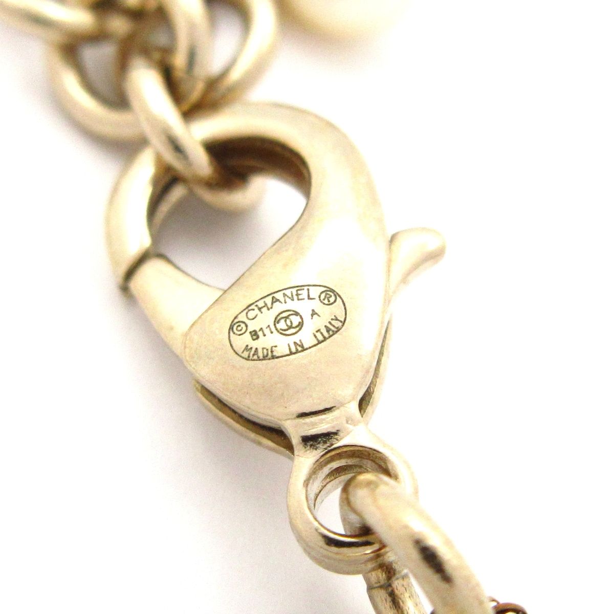 Chanel Bracelet CC Logo Ivory Gold Faux Pearl Rhinestone — view 5