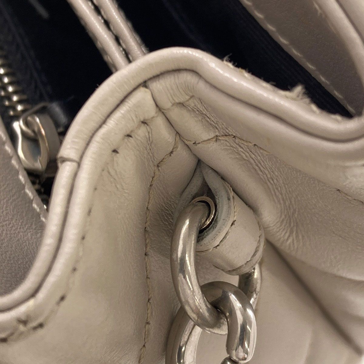 Saint Laurent Loulou Toy Shoulder Bag Calfskin — view 7
