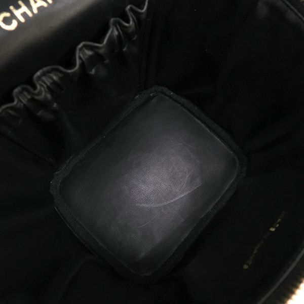 Chanel Patent Vanity Bag Black — view 2