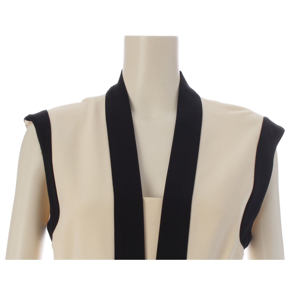 Gucci Jersey GG Belted Sleeveless Dress White Black — view 5