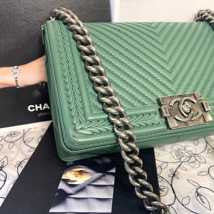 Chanel Chain Shoulder Bag — view 5