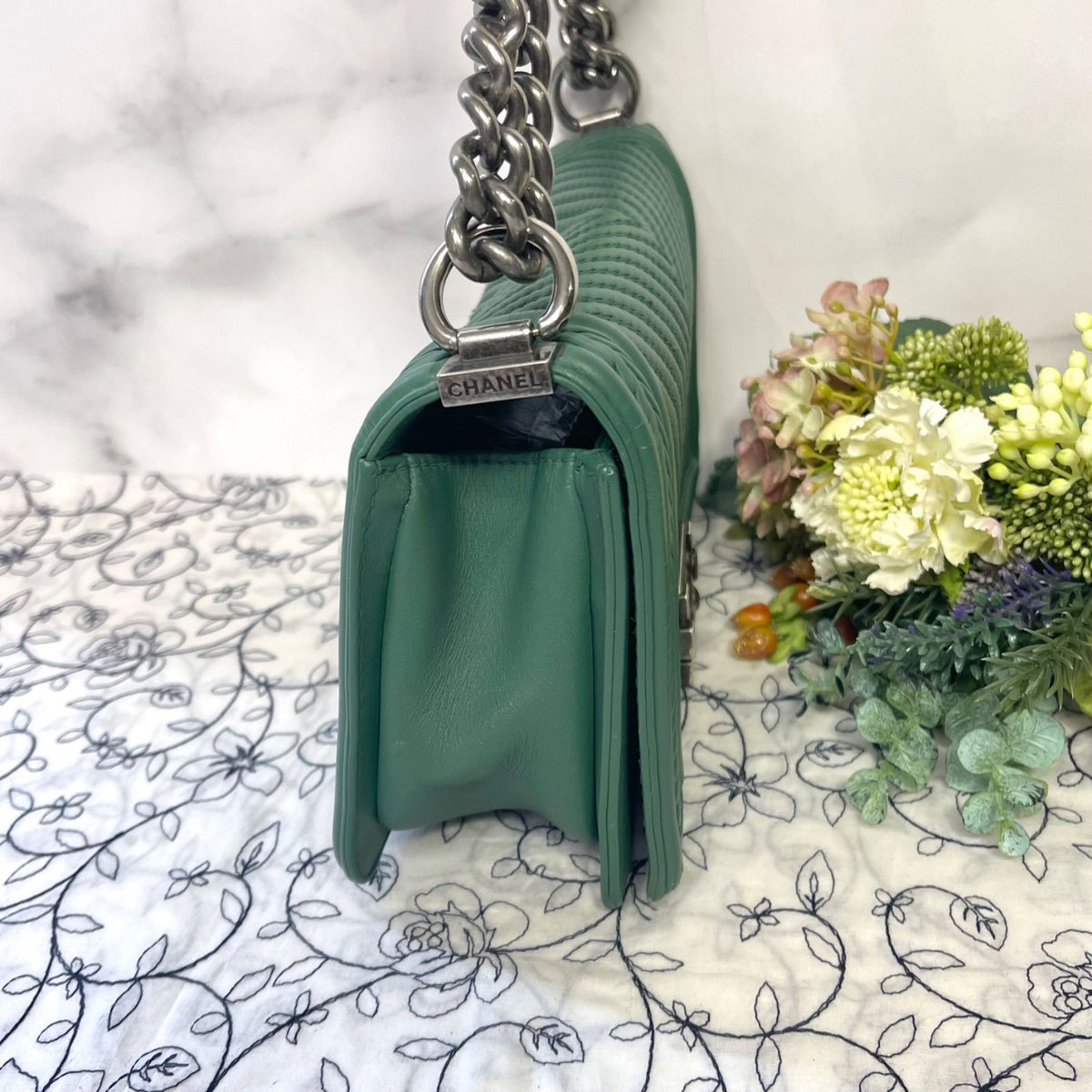 Chanel Chain Shoulder Bag — view 8