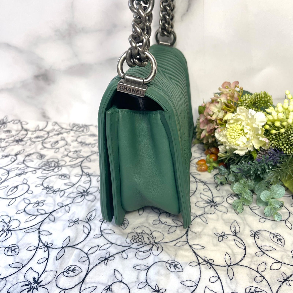 Chanel Chain Shoulder Bag — view 7