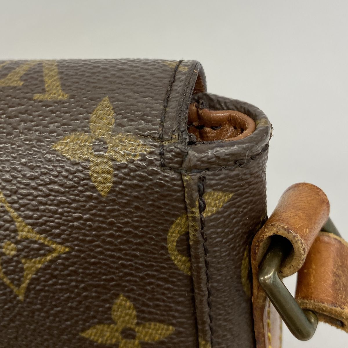 Louis Vuitton Shoulder Bag Monogram Chantilly MM Brown — view 6