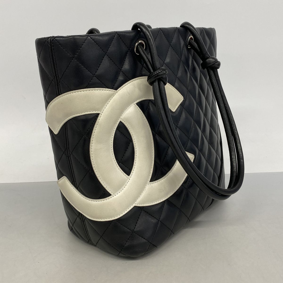 Chanel Tote Bag Cambon Lambskin Black Silver — view 2
