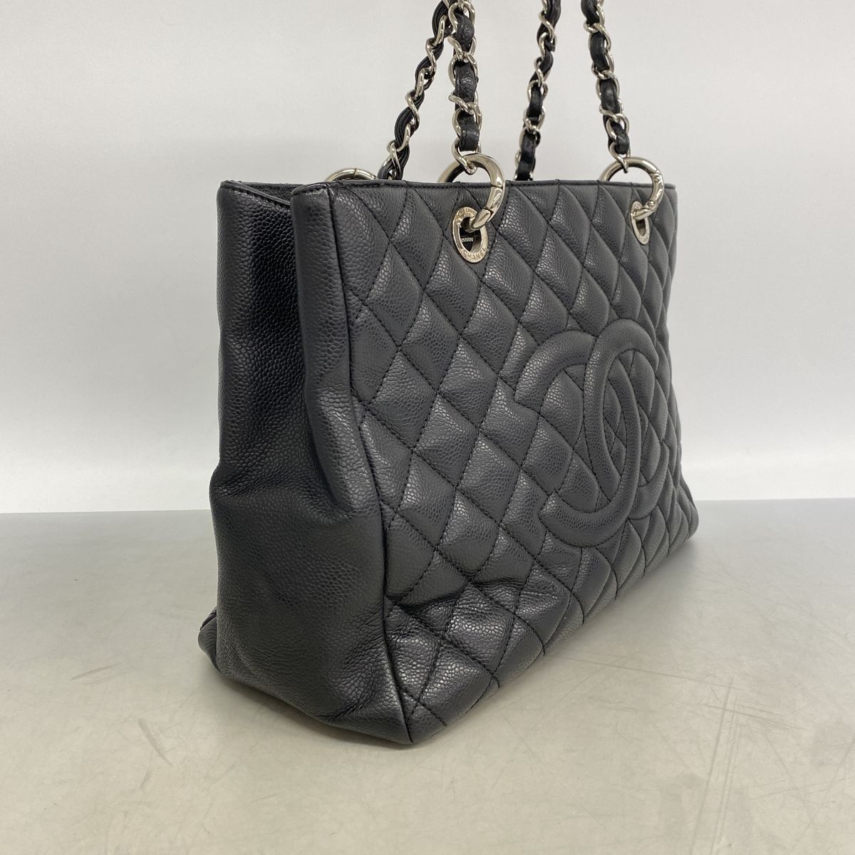 Chanel Chain Tote Bag Quilted Caviar Leather Black Silver — view 2