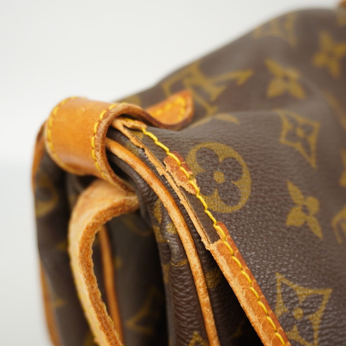 Louis Vuitton Shoulder Bag Monogram Saumur 35 Brown — view 6