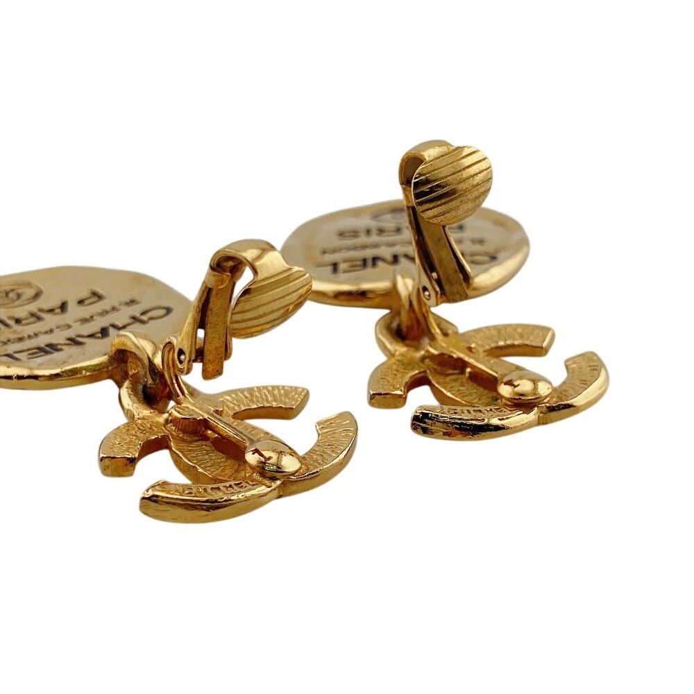 Chanel 31 Rue Cambon Earrings Gold — view 6