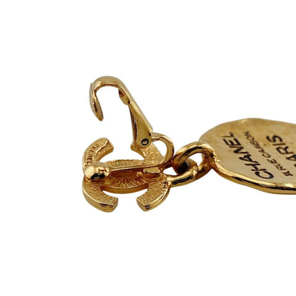 Chanel 31 Rue Cambon Earrings Gold — view 7