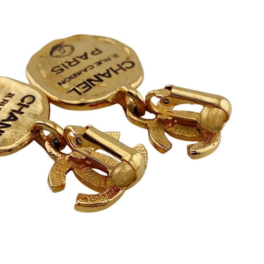 Chanel 31 Rue Cambon Earrings Gold — view 4
