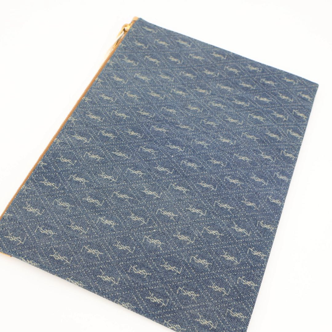 Saint Laurent Clutch Blue — view 6
