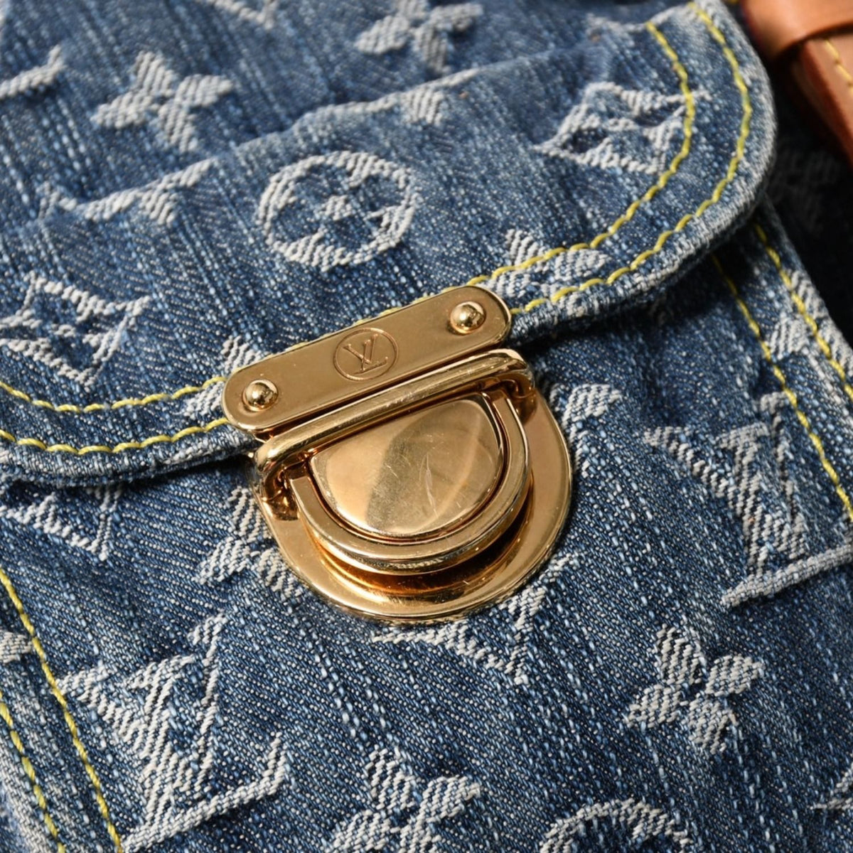 Louis Vuitton Sac a Dos GM Backpack Monogram Denim Blue Gold — view 7