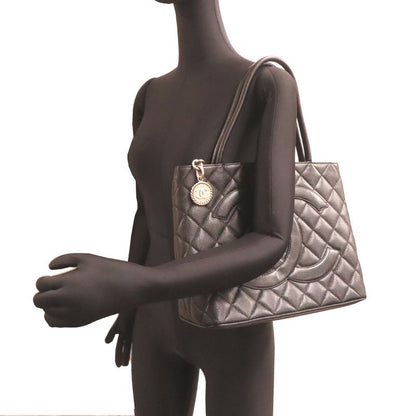Chanel Tote Bag Black — view 8