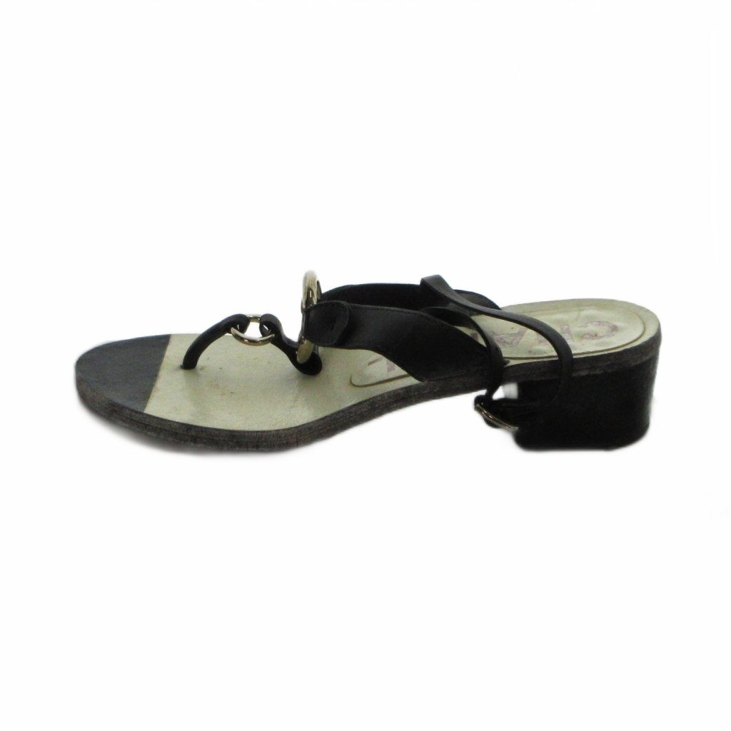 Chanel Sandals Strap Thong CC Logo Leather Black — view 2